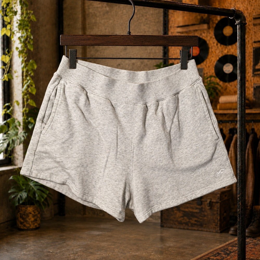 Hollister Heather Grey High Waisted Sweat Shorts Fleece Loungewear Pockets